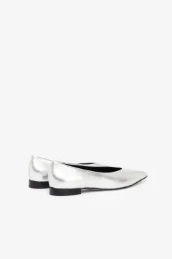 Ballerines pointues en cuir