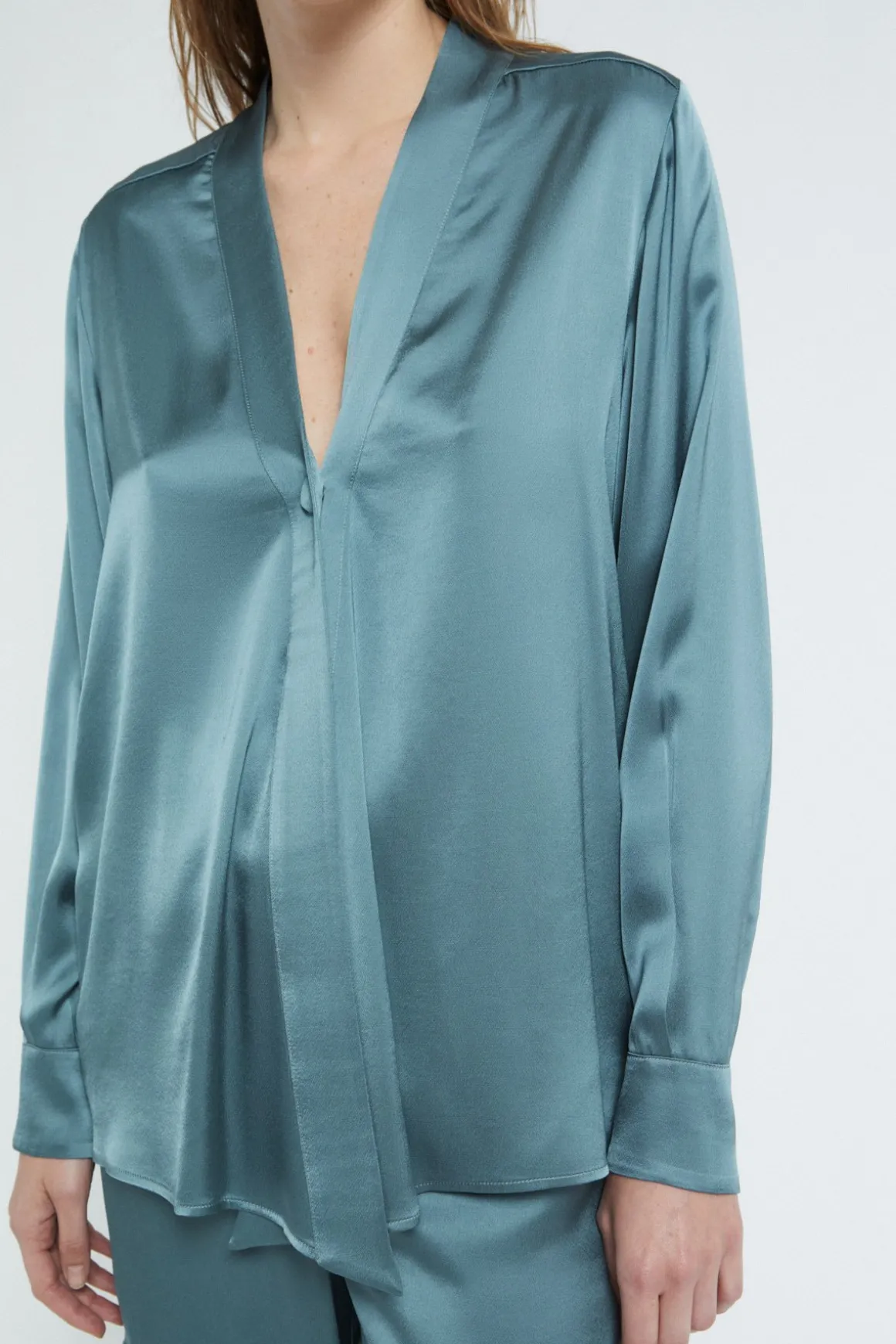 Blouse 1 bouton en viscose