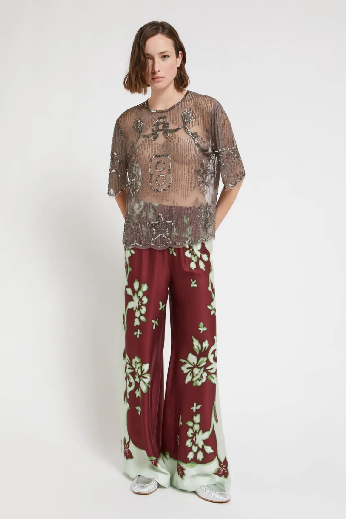 Blouse en tulle avec broderie