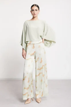Blouse fluide avec amples manches