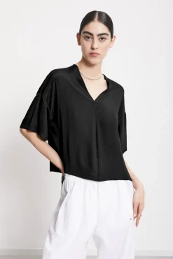 Blouse fluide avec encolure en V