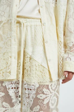 Pantalon large en dentelle