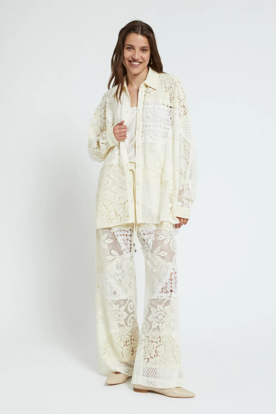 Pantalon large en dentelle