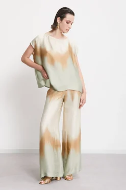 Pantalon large en viscose imprimée