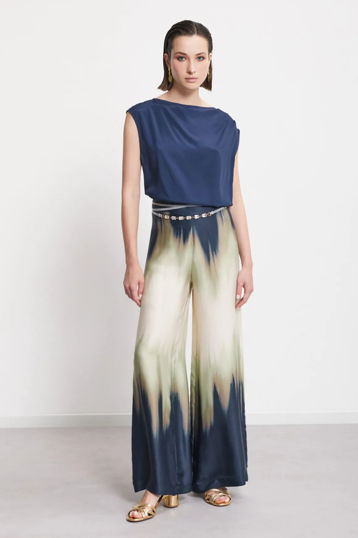 Pantalon large en viscose imprimée