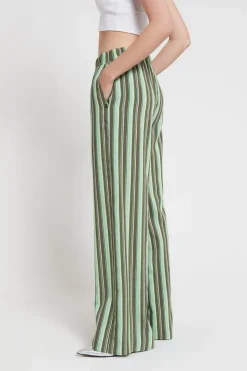 Pantalon large en viscose imprimée