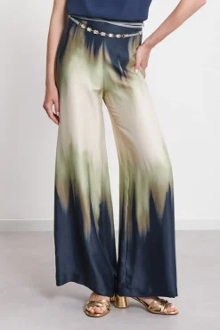 Pantalon large en viscose imprimée