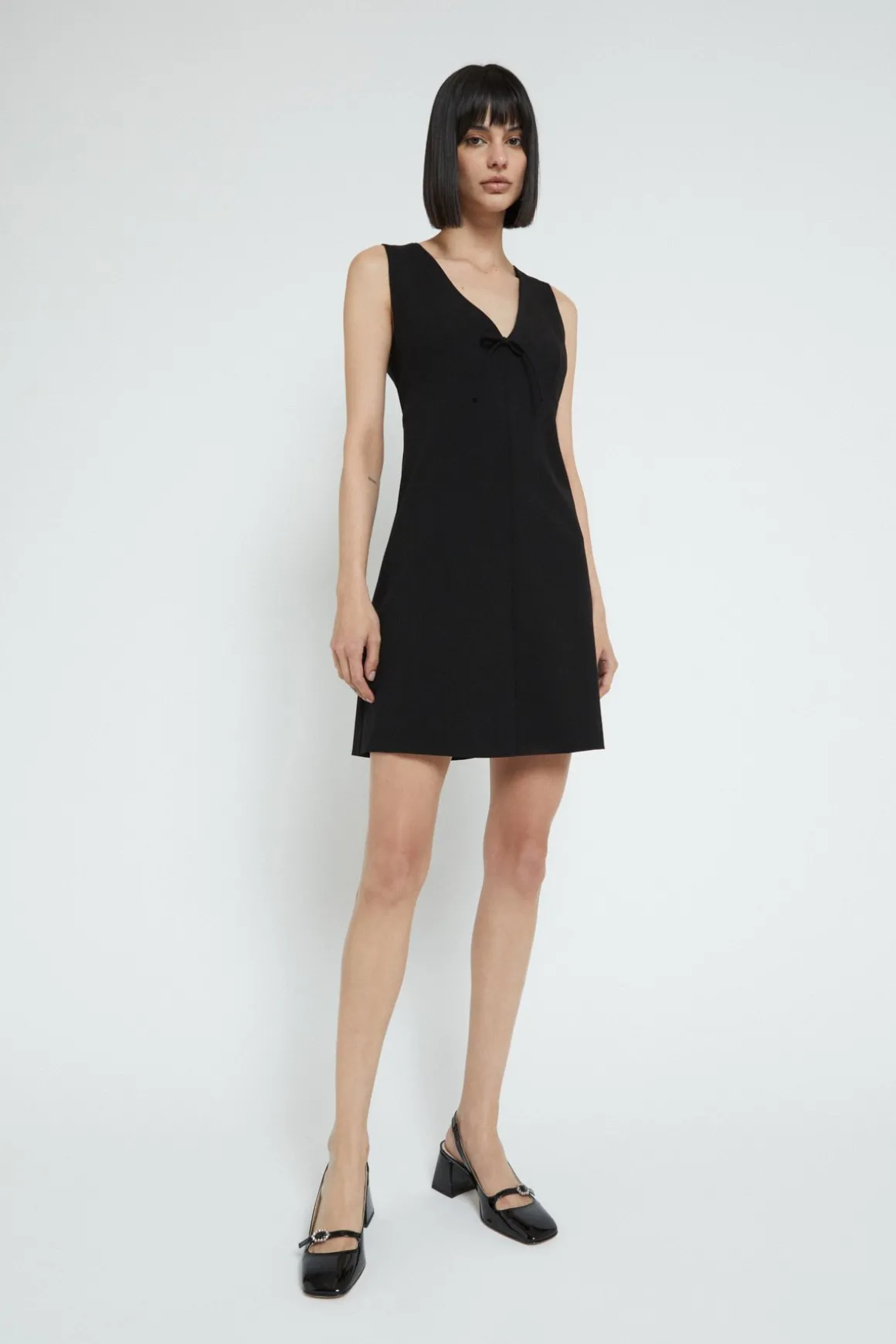 Robe courte avec noeud
