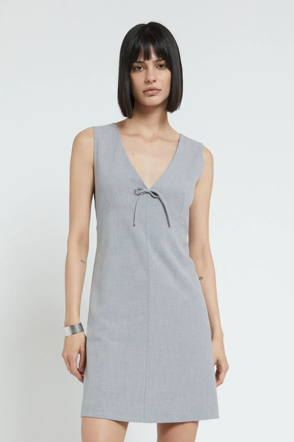 Robe courte avec noeud