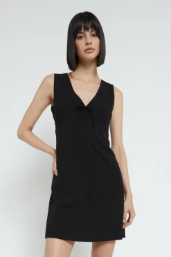 Robe courte avec noeud