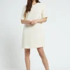 Robe courte en couleur unie