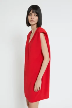 Robe courte en couleur unie