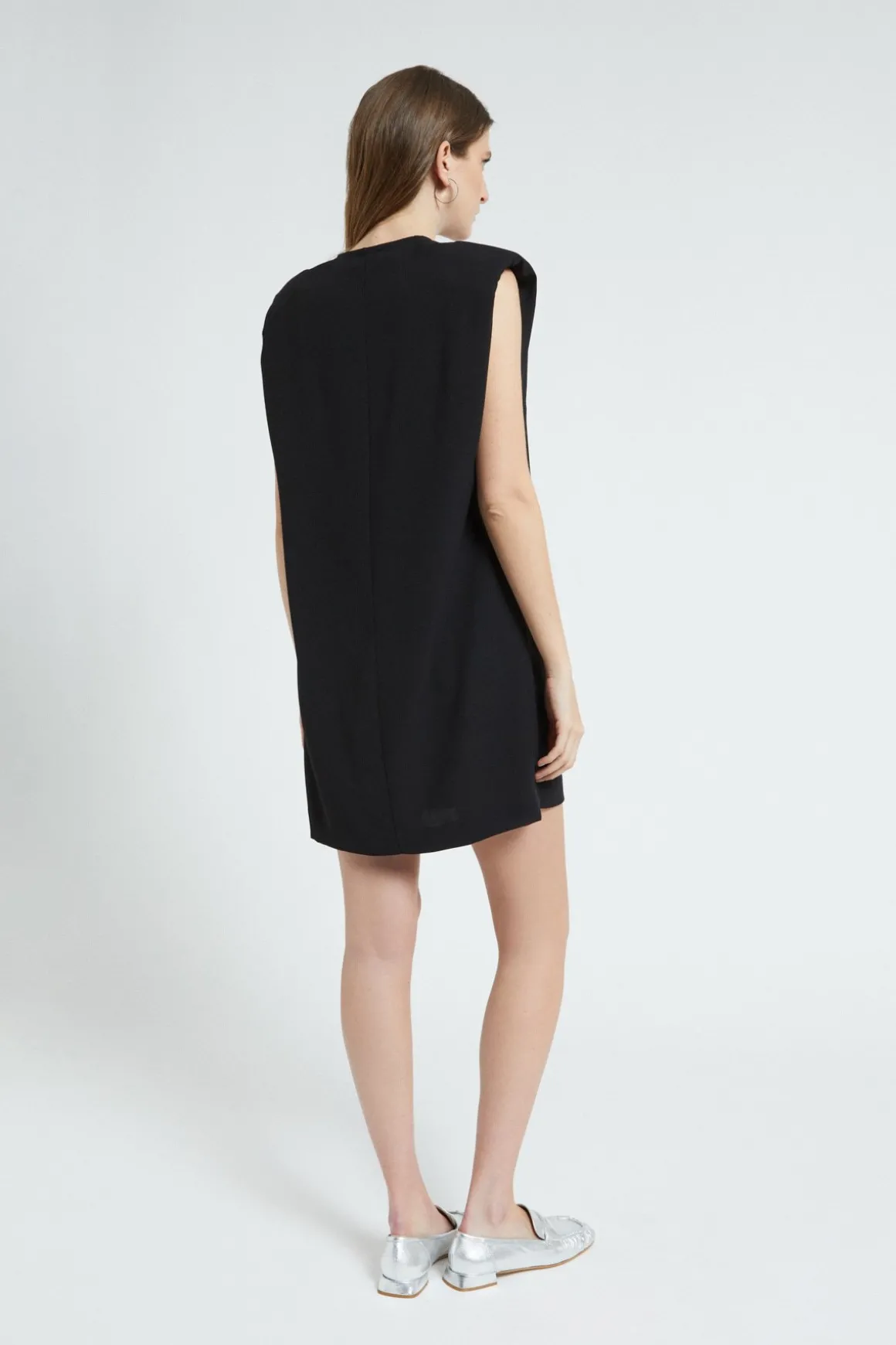 Robe courte en couleur unie