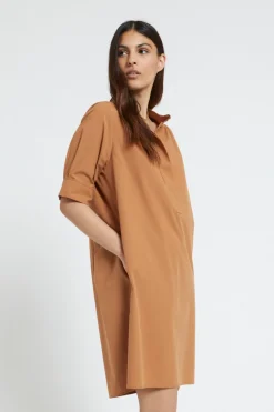 Robe courte en popeline