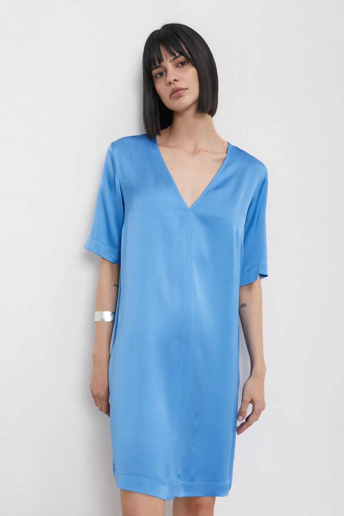 Robe courte en viscose