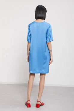 Robe courte en viscose