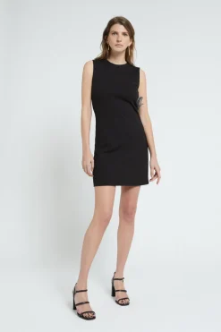 Robe courte en viscose