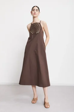Robe longue en coton avec application au crochet