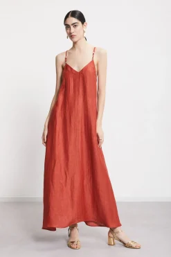 Robe longue en lin effet satin