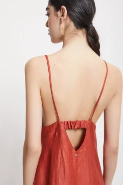 Robe longue en lin effet satin