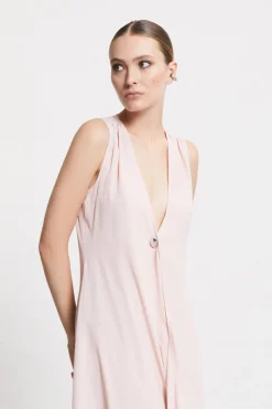 Robe midi avec encolure superposée