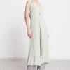 Robe midi avec encolure superposée
