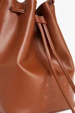 Sac seau en cuir